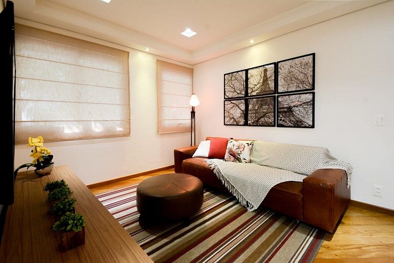 Concept Uno Apartment by BnbHost