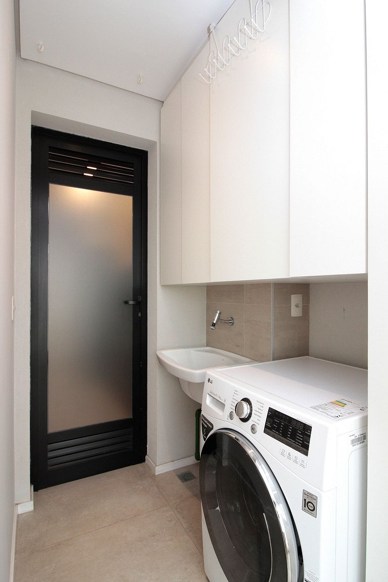 Classy 1 Bedroom Apt. at NUN Apartments by BnbHost