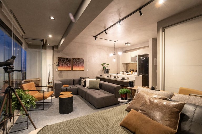 Penthouse Studio With City View By BnbHost
