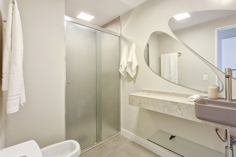 Crillon Plaza Apartments By Bnbhost
