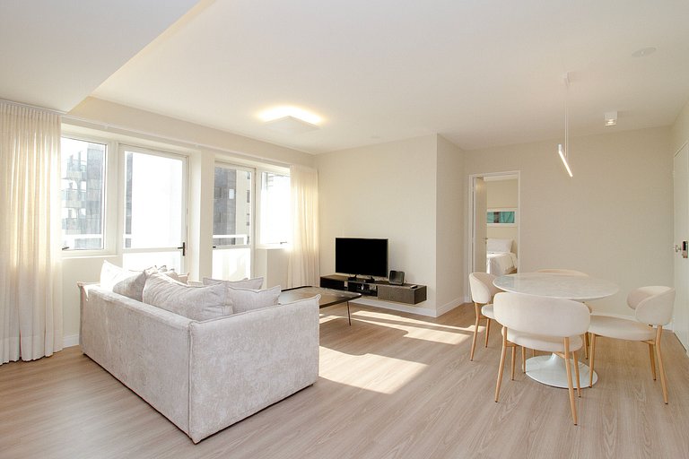 Crillon Plaza Apartments By Bnbhost