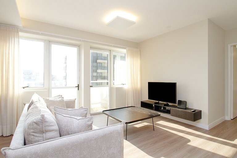 Crillon Plaza Apartments By Bnbhost
