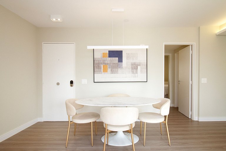 Crillon Plaza Apartments By Bnbhost